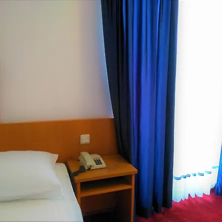 Alkar Hotel