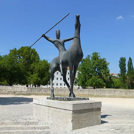 Alkar Ξενοδοχείο Sinj