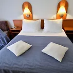 Alkar - Family Friendly With Pool In Sinj, Dalmatia 3*