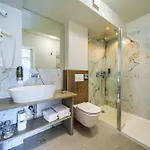 酒店 Alkar - Family Friendly With Pool In Sinj, Dalmatia 锡尼