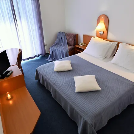 Alkar Hotel 3*