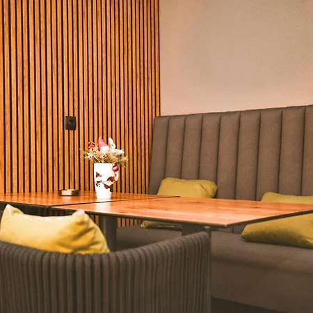 Alkar Hotel 3*
