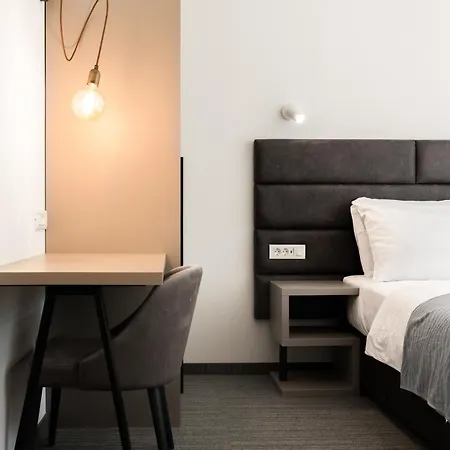 Alkar Hotel