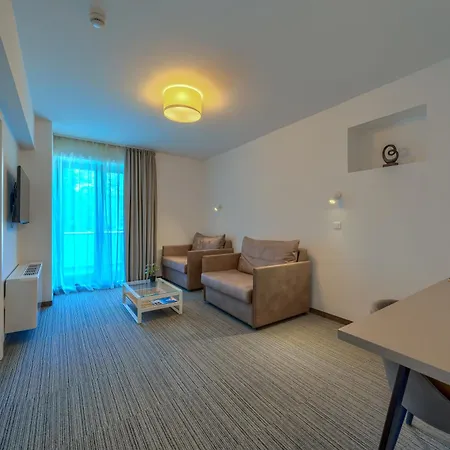 Hotel Alkar - Family Friendly With Pool In Sinj, Dalmatia