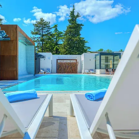 Alkar - Family Friendly With Pool In Sinj, Dalmatia 3*