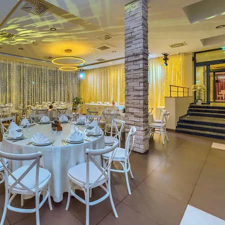 Alkar - Family Friendly With Pool In Sinj, Dalmatia