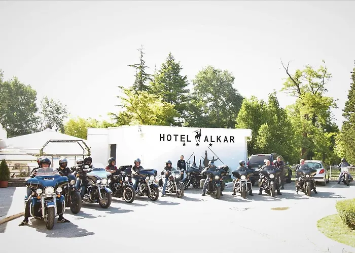 Alkar - Family Friendly With Pool In Sinj, Dalmatia 3*