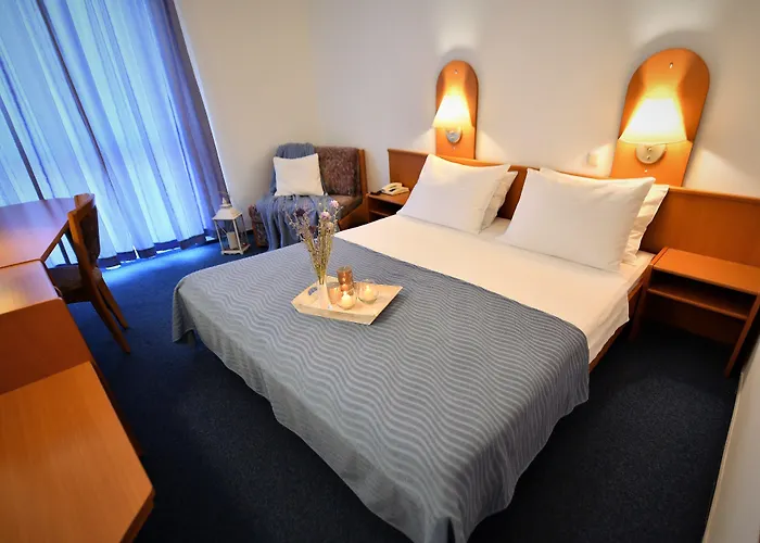 Alkar - Family Friendly With Pool In Sinj, Dalmatia 3* Sinj