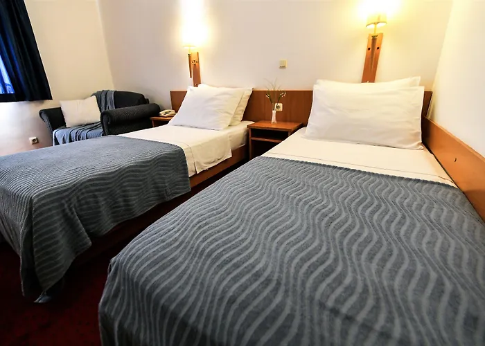 Alkar - Family Friendly With Pool In Sinj, Dalmatia 3* Sinj