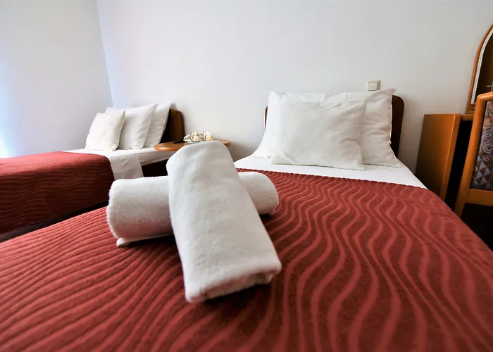 Alkar - Family Friendly With Pool In Sinj, Dalmatia 3* Sinj