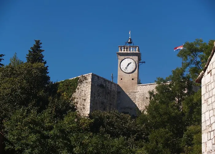 Alkar - Family Friendly With Pool In Sinj, Dalmatia 3* Sinj